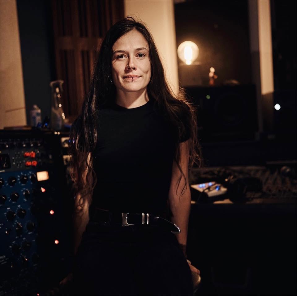 Elise Frank - Invaders Amplification artist